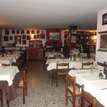 Albergo Centrale 3* Fino Del Monte